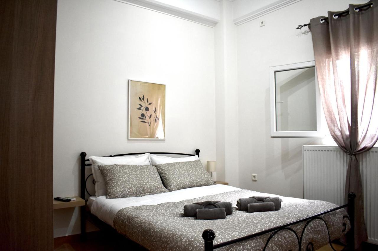 Memories Studio Artemis Apartment Bagian luar foto